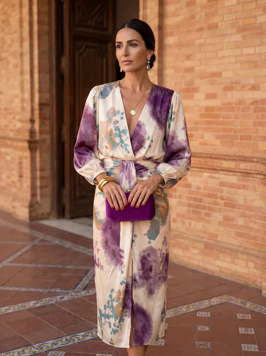 Caterina Mantellini™ Versatile Bow Top for Work and Evenings