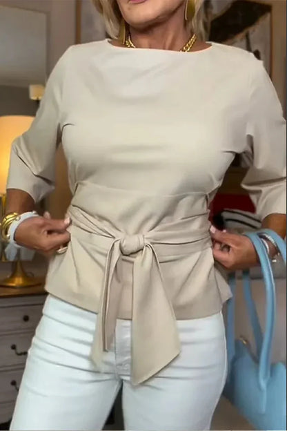 Caterina Mantellini™ Versatile Bow Top for Work and Evenings
