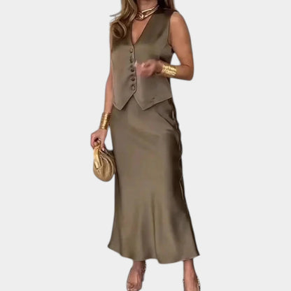 Chiara Conti Elegant Sleeveless Satin Set - main product front view