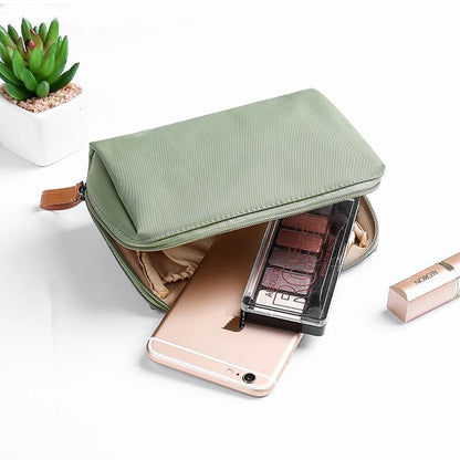 Arcelia™ Cosmetic bag with double zipper