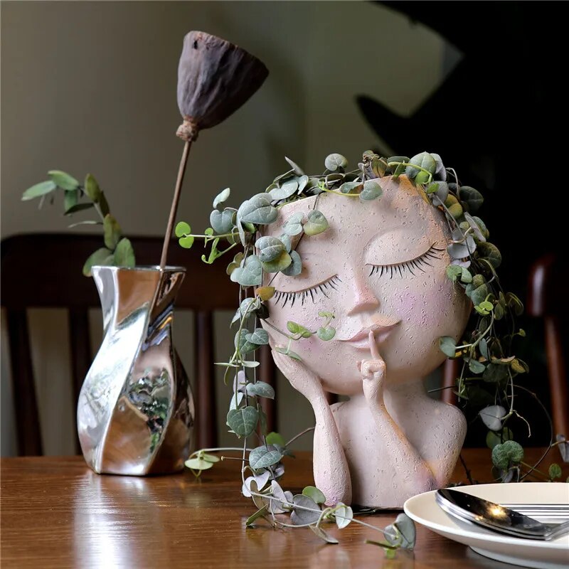 Botanica™ Flower pot with a face