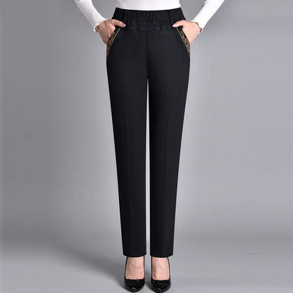 FlexiFit™ Comfortable Women's Jeans with Pockets
