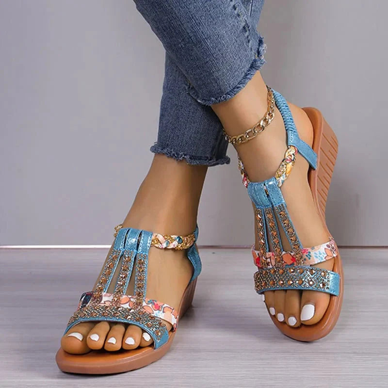 Héloïse Ross™ Summer sandals with rhinestones with open toe