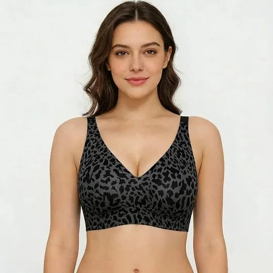 Velara™ Soft Seamless Deep V Wireless Bra