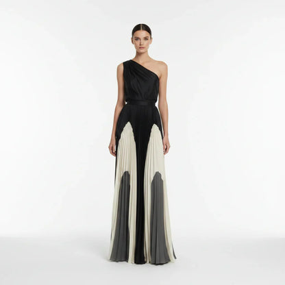 Lara Rufo™ Elegant One-Shoulder Dress for Evening Events
