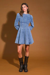 Lara Valdarno™ Versatile Mini Dress for Everyday Outings