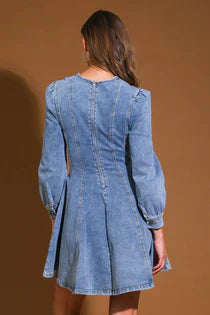 Lara Valdarno™ Versatile Mini Dress for Everyday Outings