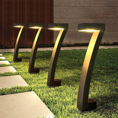 Lumiera™ Solar Pathway Lights for Warm Evening Ambiance