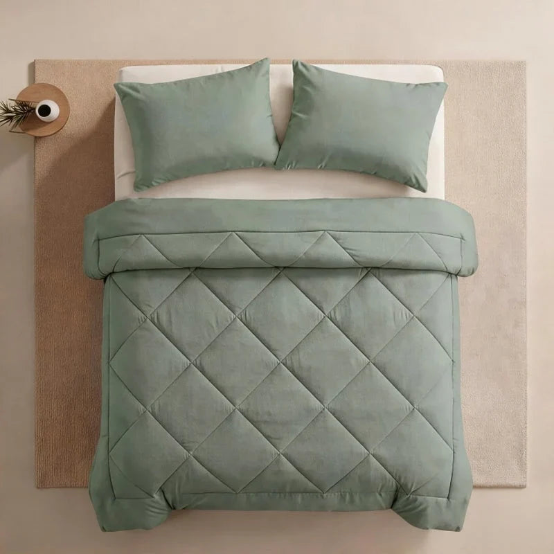 Lumvella™ Elegant 3-Piece Comforter Set with Breathable Shams