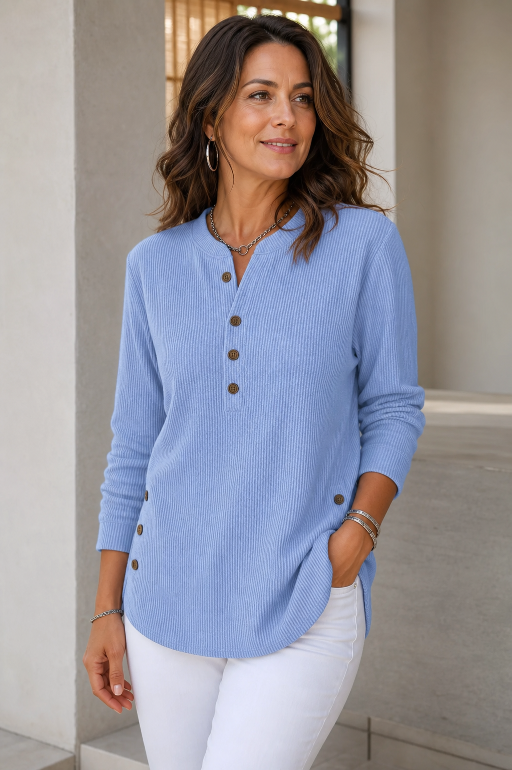 Marina Conforti™ Cozy Round Neck Sweatshirt for Effortless Style