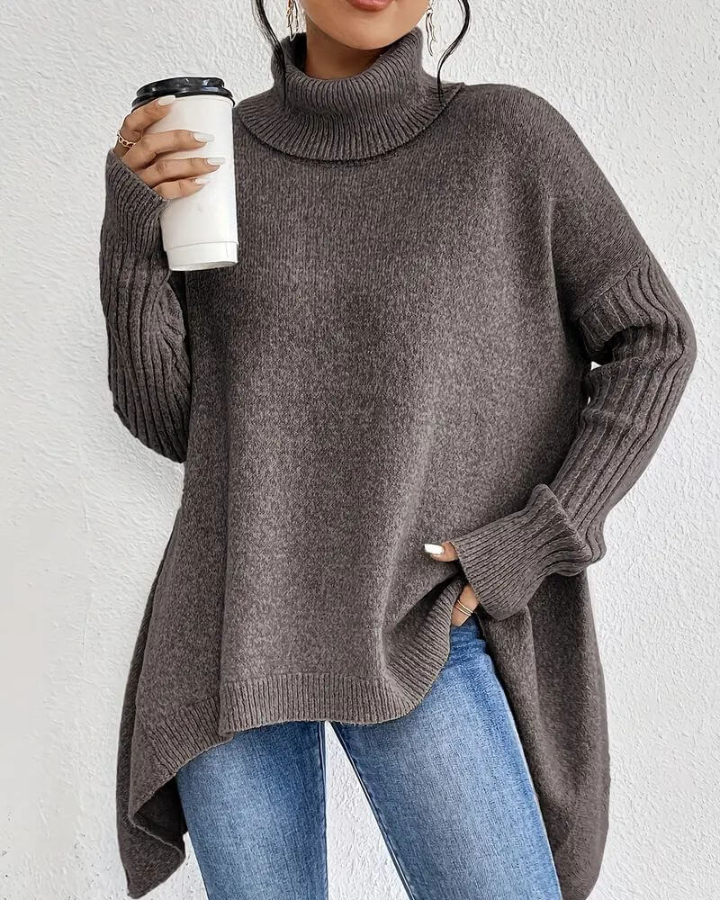 Nadia Antinori™ Soft Turtleneck Sweater for Cozy Elegance