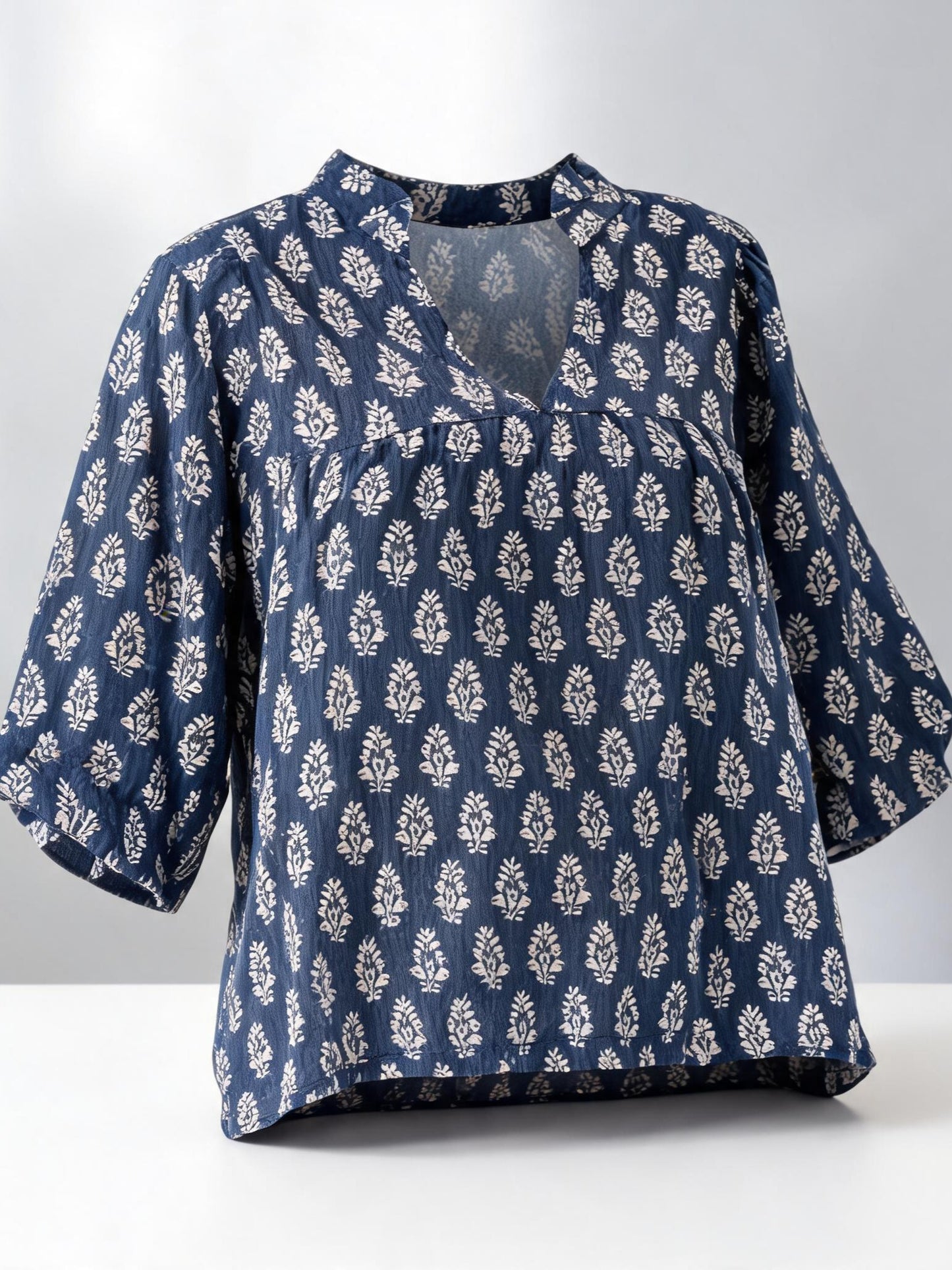Nadia Corradini™ Flowy Printed Top for Effortless Style