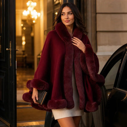 Neve Bonini™ Hooded Cape Coat for Elegant Warmth