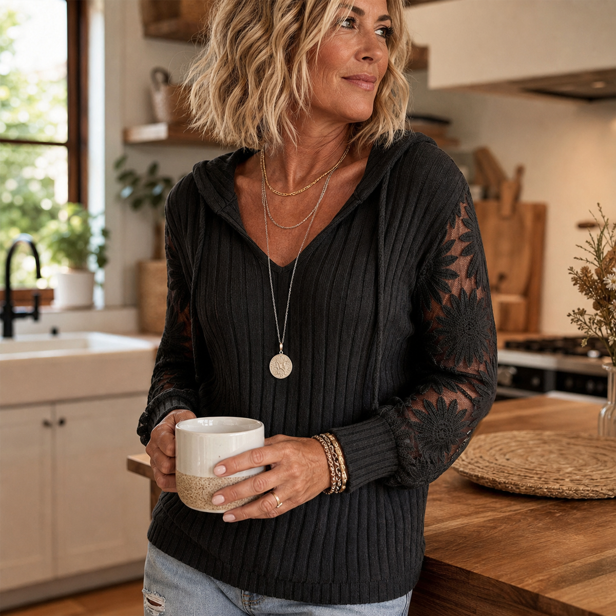 Orietta Zanicchi™ Elegant Hooded Cardigan with Romantic Lace Trim