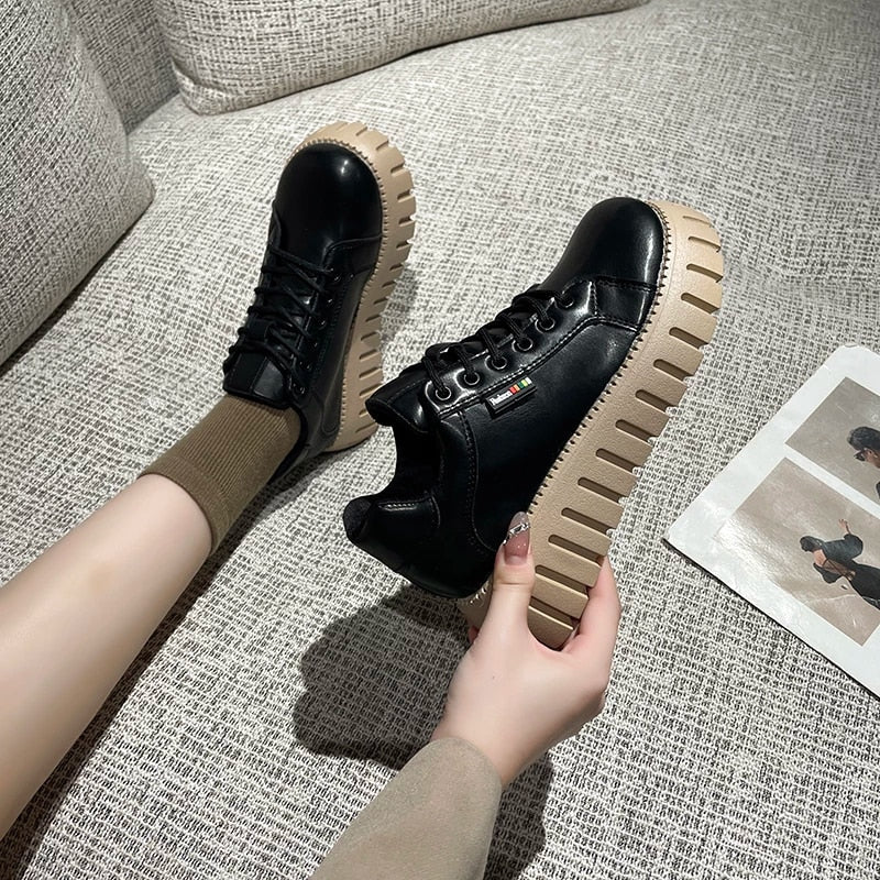 Helena Fashroa™️ Supportive, comfortable shoes with a high sole