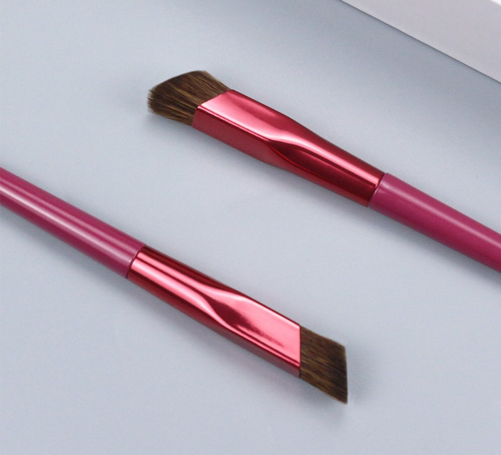 Valentine Dubois+™️ Multifunctional eyebrow brush | Create realistic and natural eyebrows