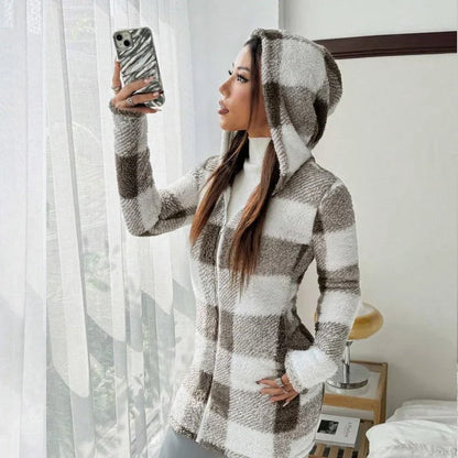 Venturina Casagrande™ Hooded Plaid Jacket for Effortless Warmth