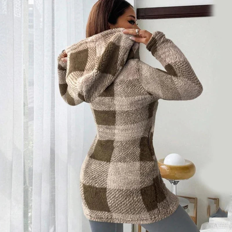 Venturina Casagrande™ Hooded Plaid Jacket for Effortless Warmth