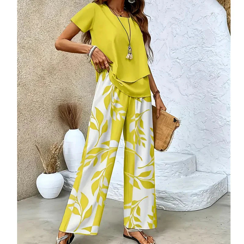 Vittoria Frangipane™ Leaf Print Two-Piece Vacation Set